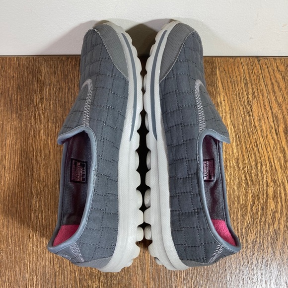 Skechers Slippers with Memory Fur Women’s Size 9.5 - Picture 5 of 10